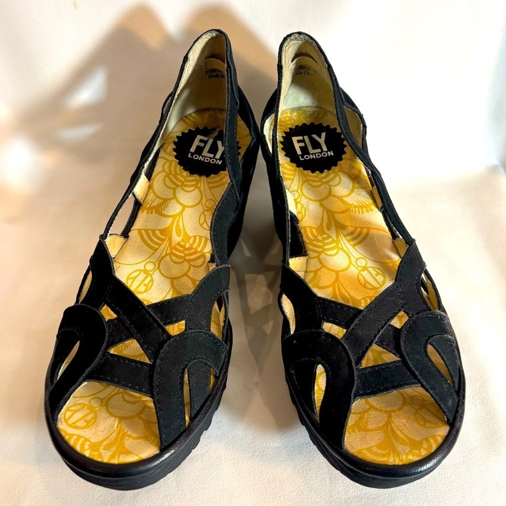 FLY LONDON Sz 37 Yadi 718 Black Strappy Open Toe Wedges Slip On Shoes